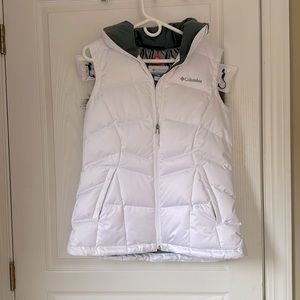 Columbia Women’s Omni-Heat White Vest with Removable Hood.